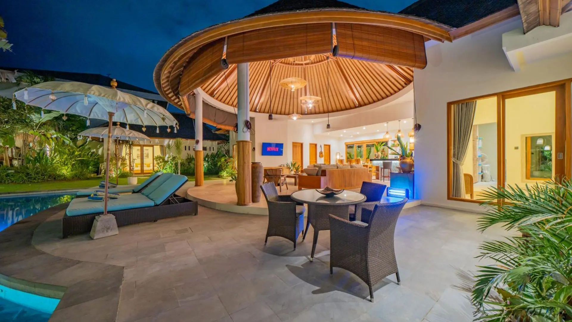 Villa Lea Luxury Oasis In Seminyak Umalas With Private Pool 4Br 0*, Seminyak (Bali)