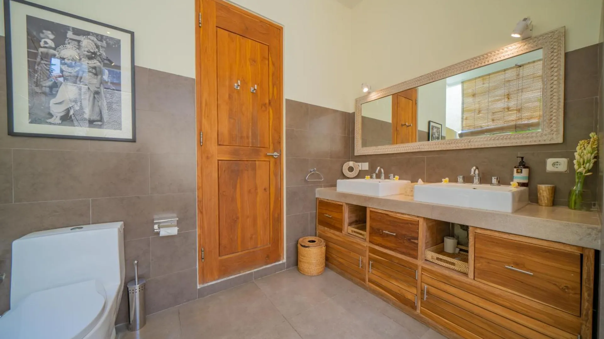 Villa Lea Luxury Oasis In Seminyak Umalas With Private Pool 4Br 0*, Seminyak (Bali) Indonesia