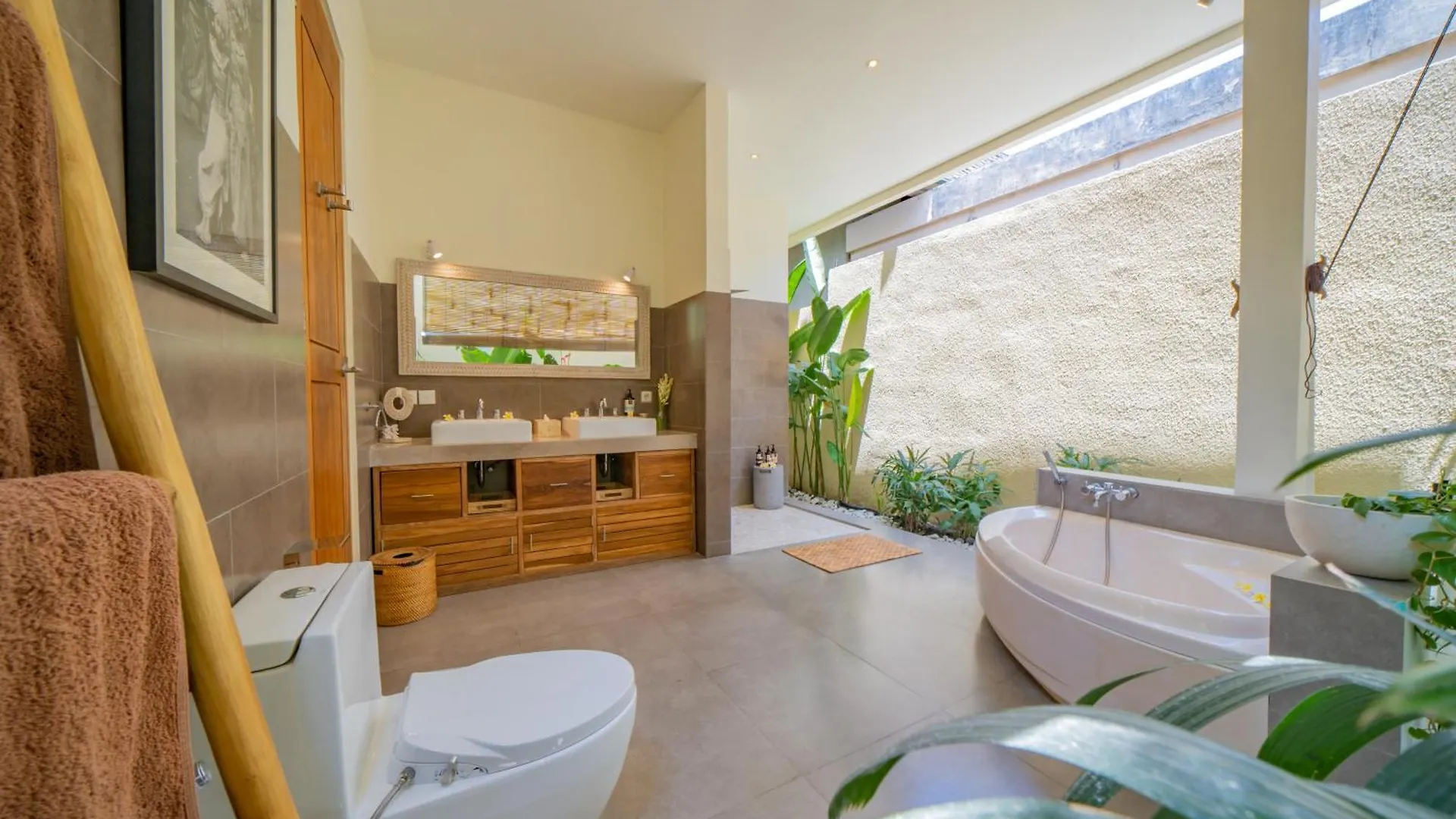 Villa Lea Luxury Oasis In Seminyak Umalas With Private Pool 4Br 0*, Seminyak (Bali)