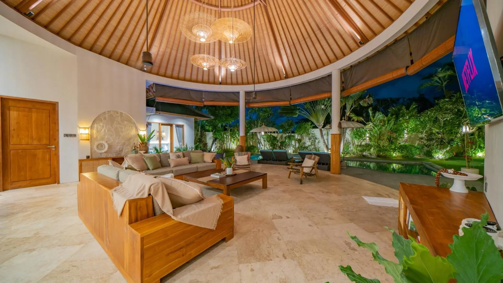 Villa Lea Luxury Oasis In Seminyak Umalas With Private Pool 4Br